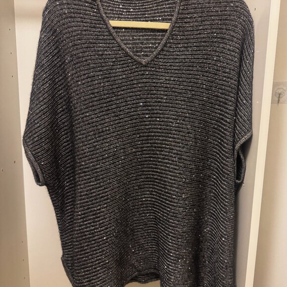 Neiman Marcus Womens Gray Cashmere Collection Alpaca Wool Poncho Sweater Large - Picture 2 of 9